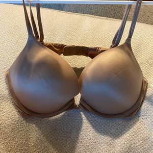 VS nude push-up bra outgrew it
